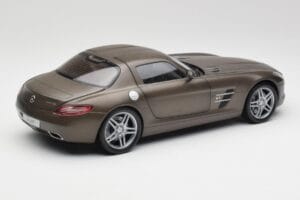 Mercedes SLS AMG C197 Monza Szary Minichamps 1:18 B66960044 Metal — zdjęcie 3 z 8