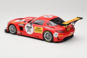 Mercedes SLS AMG GT3 #35 T. Heyer / T. Jager 24 Hours of Spa 2011 Minichamps 1:18 B66960196 Metal — zdjęcie 5 z 6