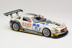 Mercedes SLS AMG GT3 #21 Rowe Racing M. Zehe / M. Hartung ADAC 24h Nurburgring 2012 Minichamps 1:18 151123121 Metal — zdjęcie 4 z 6