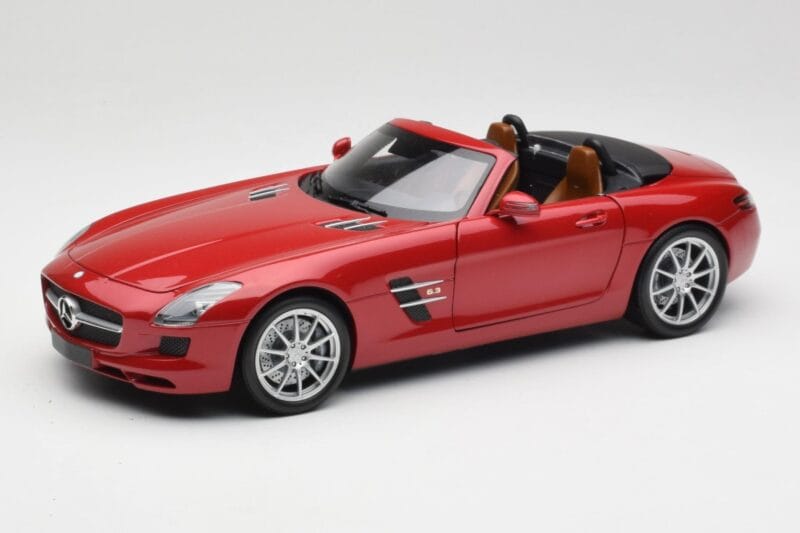 Mercedes SLS AMG R197 Roadster Le Mans Czerwony Minichamps 1:18 100039030 Metal