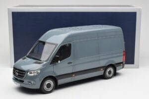 Mercedes Sprinter W907 Niebiesko-Szary Norev 1:18 183423 Metal — zdjęcie 7 z 7