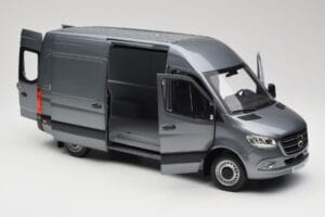 Mercedes Sprinter W907 Panel Van Selenite Grey Metallic Norev 1:18 B66004163 Metal — zdjęcie 5 z 8