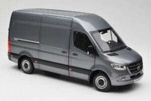 Mercedes Sprinter W907 Panel Van Selenite Grey Metallic Norev 1:18 B66004163 Metal — zdjęcie 6 z 8
