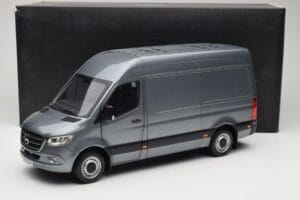 Mercedes Sprinter W907 Panel Van Selenite Grey Metallic Norev 1:18 B66004163 Metal — zdjęcie 8 z 8