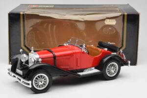 Mercedes SSK Czerwony & Czarny Bburago 1:18 3009-M1 Metal — zdjęcie 6 z 6