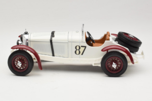 Mercedes SSKL #87 R. Caracciola Biały 1931 Bburago 1:18 3002-P1 Metal — zdjęcie 3 z 6