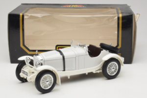 Mercedes SSKL Biały 1931 Bburago 1:18 3002-M2 Metal — zdjęcie 6 z 6