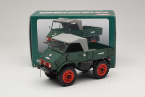 Mercedes Unimog 401 Zielony Schuco 1:18 00135 Metal — zdjęcie 8 z 8