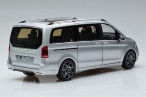 Mercedes V-Class V260 AMG Line Srebrny Norev 1:18 183871 Metal — zdjęcie 3 z 10