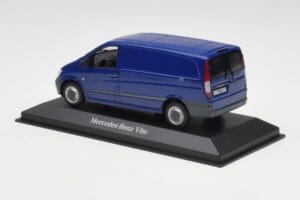 Mercedes Vito Atlantis Niebieski Minichamps 1:43 B66960525 Metal — zdjęcie 3 z 4