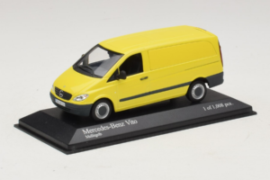 Mercedes Vito Kastenwagen Żółty Minichamps 1:43 400032260 Metal — zdjęcie 2 z 4