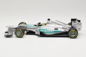 Mercedes W04 #9 N. Rosberg Mercedes AMG Petronas Showcar 2013 Minichamps 1:18 110130079 Metal — zdjęcie 3 z 7