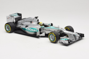 Mercedes W04 #9 N. Rosberg Mercedes AMG Petronas Showcar 2013 Minichamps 1:18 110130079 Metal — zdjęcie 4 z 7