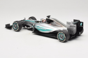 Mercedes W06 #44 L. Hamilton F1 World Champion 2015 Dealer Edition Minichamps 1:18 B66960539 Metal — zdjęcie 5 z 7
