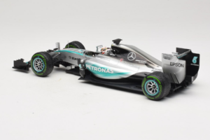 Mercedes W06 #44 L. Hamilton Mercedes AMG Petronas United States Grand Prix Winner World Champion 2015 Minichamps 1:18 110150 — zdjęcie 5 z 7
