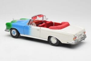 Mercedes 280SE W108 Tricolor Maisto 1:18 56014 Metal — zdjęcie 7 z 8