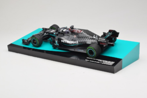 Mercedes W11 #44 L. Hamilton Mercedes AMG Petronas Turkish Grand Prix Winner World Champion 2020 Minichamps 1:18 113201444 Ży — zdjęcie 5 z 7