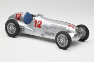 Mercedes W125 #12 R. Caracciola Grand Prix 1937 CMC 1:18 M-052 Metal — zdjęcie 4 z 6