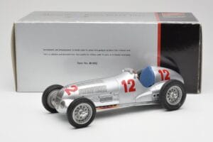 Mercedes W125 #12 R. Caracciola Grand Prix 1937 CMC 1:18 M-052 Metal — zdjęcie 6 z 6