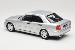 Mercedes C36 AMG W202 Silver Metallic Norev 1:18 183380 Metal — zdjęcie 7 z 8