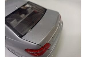 Mercedes E-Class W212 Avantgarde Iridium Srebrny Wydanie 1 Minichamps 1:18 B66960212-D1 Metal — zdjęcie 9 z 11