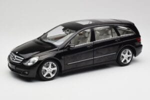 Mercedes R-Class W251 Obsydian Czarny Minichamps 1:18 150034601 Metal