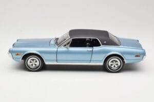 Mercury Cougar XR-7 Niebieski Sun Star 1:18 1562 Metal — zdjęcie 4 z 8