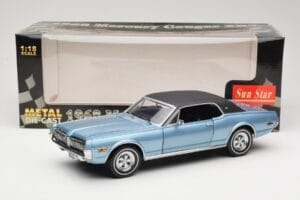 Mercury Cougar XR-7 Niebieski Sun Star 1:18 1562 Metal — zdjęcie 8 z 8