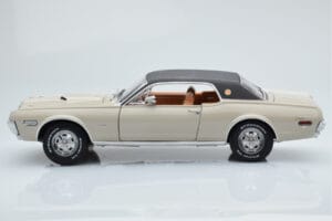 Mercury Cougar XR7-G Fawn Sun Star 1:18 1572 Metal — zdjęcie 4 z 8