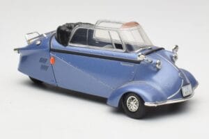 Messerschmitt KR201 Roadster Niebieski Revell 1:18 08966 Metal — zdjęcie 6 z 8
