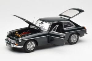 MGB GT Mk2 Coupe Racing Zielony AUTOart 1:18 76602 Metal — zdjęcie 2 z 8