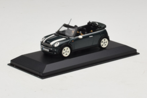 Mini Cooper Kabriolet Zielony z Białym Paskiem Minichamps 1:43 80420309093-R1 Metal — zdjęcie 2 z 5