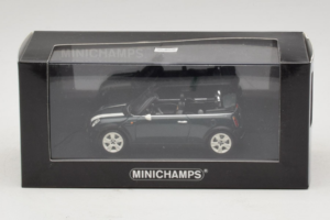 Mini Cooper Kabriolet Zielony z Białym Paskiem Minichamps 1:43 80420309093-R1 Metal — zdjęcie 5 z 5