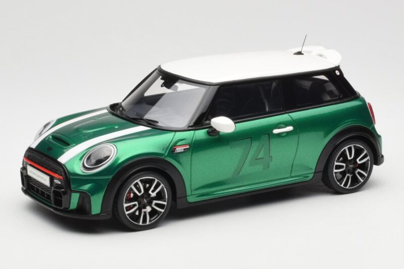 MINI Cooper F56 JCW British Racing Zielony Otto 1:18 OT1098 Żywica
