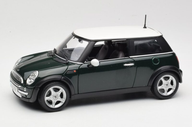 Mini Cooper Mk7 Zielony Maisto 1:18 7271336 Metal
