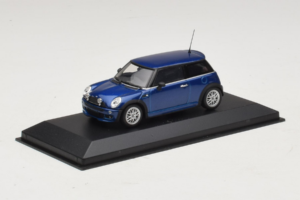Mini Cooper One R50 Aero Niebieski Minichamps 1:43 431138270 Metal — zdjęcie 2 z 4