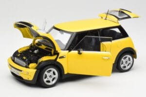 Mini Cooper One R50 Pakiet Aerodynamiczny Żółty Kyosho 1:18 80430148553 Metal — zdjęcie 2 z 8