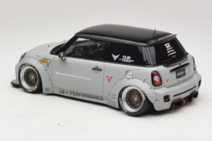 Mini Cooper R56 LB Works LB Nation Otto 1:18 OT1212 Żywica — zdjęcie 5 z 6