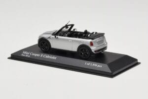 Mini Cooper S R57 Kabriolet Srebrny Minichamps 1:43 431138830 Metal — zdjęcie 3 z 6