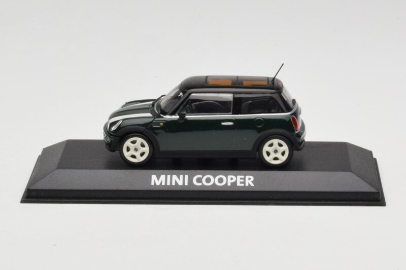 Mini Cooper S R53 Zielony Z Paskami Minichamps 1:43 MINI006 Metal
