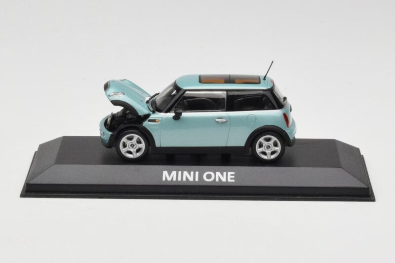 Mini One R50 Jasny Zielony Z Jasno Zielonym Dachem Minichamps 1:43 MINI003 Metal