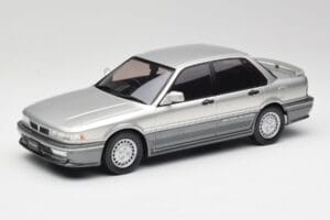 Mitsubishi Galant VR-4 Srebrny IXO 1:18 18CMC191 Metal
