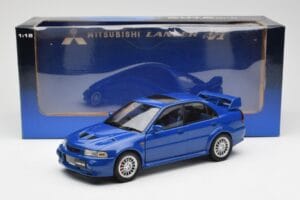 Mitsubishi Lancer EVO VI Niebieski RHD AUTOart 1:18 77151 Metal — zdjęcie 8 z 8