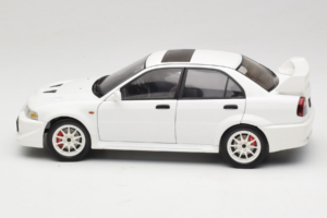 Mitsubishi Lancer Evo VI Tommi Makinen Edition Biały AUTOart 1:18 77157 Metal — zdjęcie 4 z 8