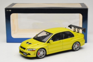 Mitsubishi Lancer Evo VII Mustard Yellow AUTOart 1:18 77166 Metal — zdjęcie 8 z 8
