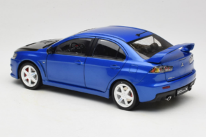 Mitsubishi Lancer Evolution X Niebieski OEM 1:18 MLE01 Metal — zdjęcie 7 z 8