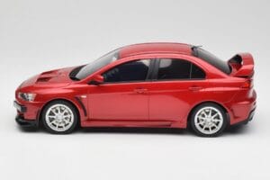 Mitsubishi Lancer Evo X FQ 400 Czerwony Otto 1:18 OT1084 Żywica — zdjęcie 4 z 6