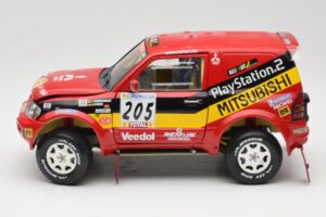 Mitsubishi Pajero Rallye Raid #205 Paris-Dakar Rally 2001 Solido 1:18 9022 Metal — zdjęcie 4 z 8