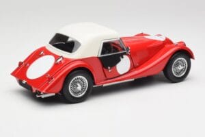 Morgan 4/4 Plus Competition Hardtop Czerwony Kyosho 1:18 08114R Metal — zdjęcie 3 z 8