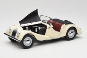 Morgan 4/4 Series II Biały Kyosho 1:18 08111W Metal — zdjęcie 2 z 8